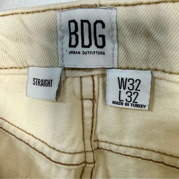 NEW BDG Urban Outfitters Off White Straight Leg Mid Rise Slim Fit Jeans | 32x32 - Picture 2 of 5
